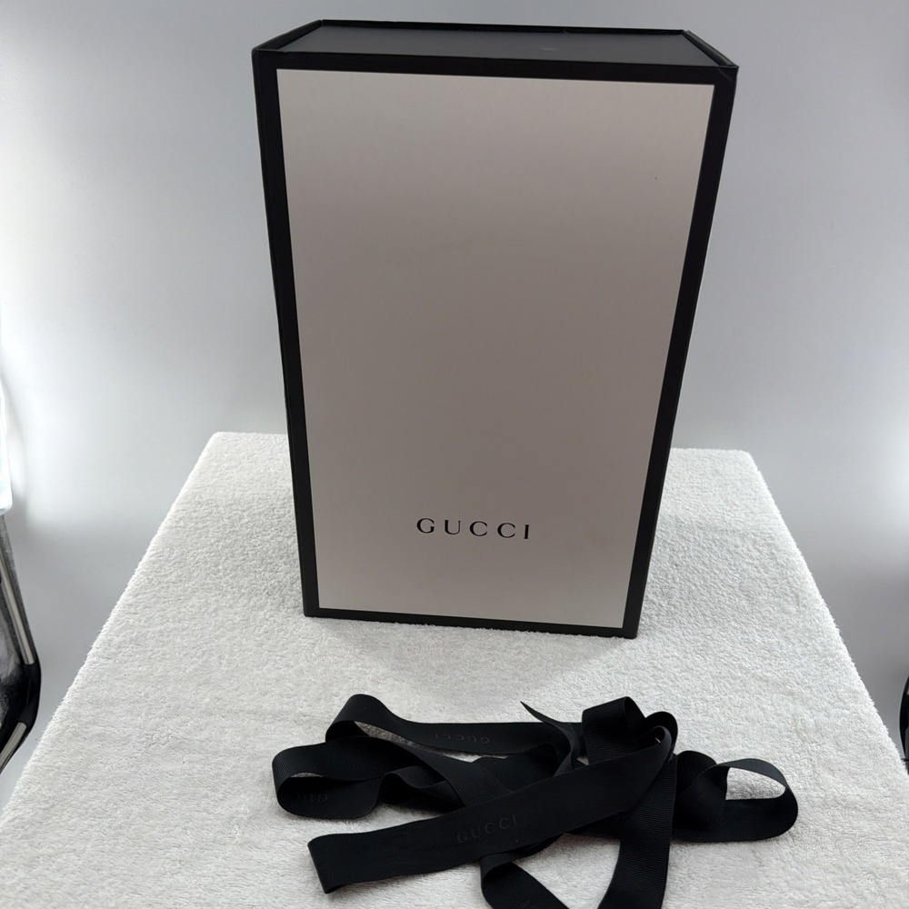 Gucci Empty Shoe Box - Preowned 15.5x10x7 Magnetic w/Gucci Ribbon & Tissue Paper